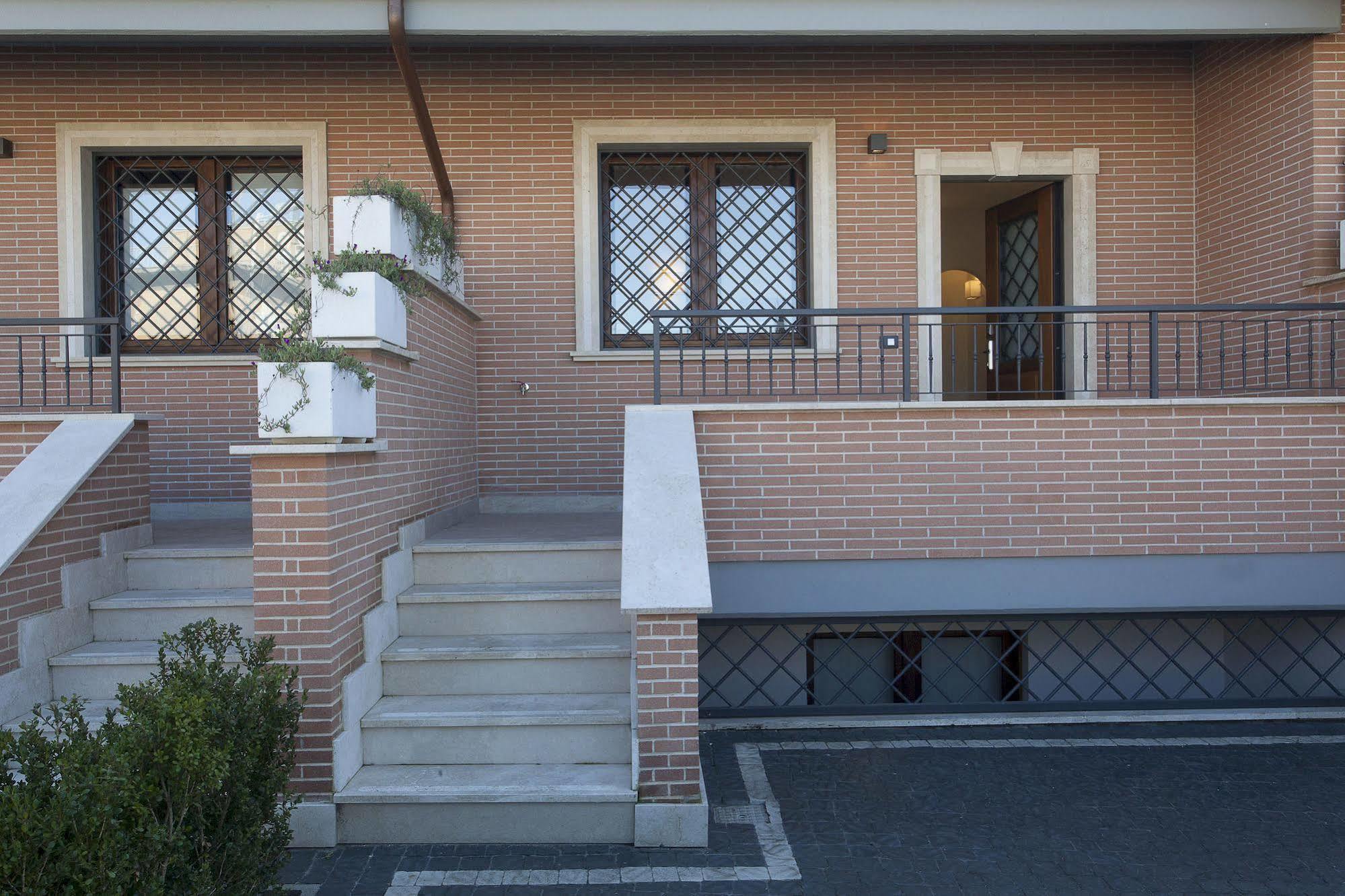 Vila Domus Anagnina Ciampino Exteriér fotografie