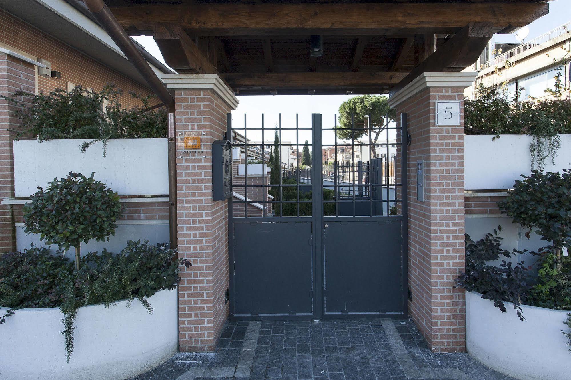 Vila Domus Anagnina Ciampino Exteriér fotografie