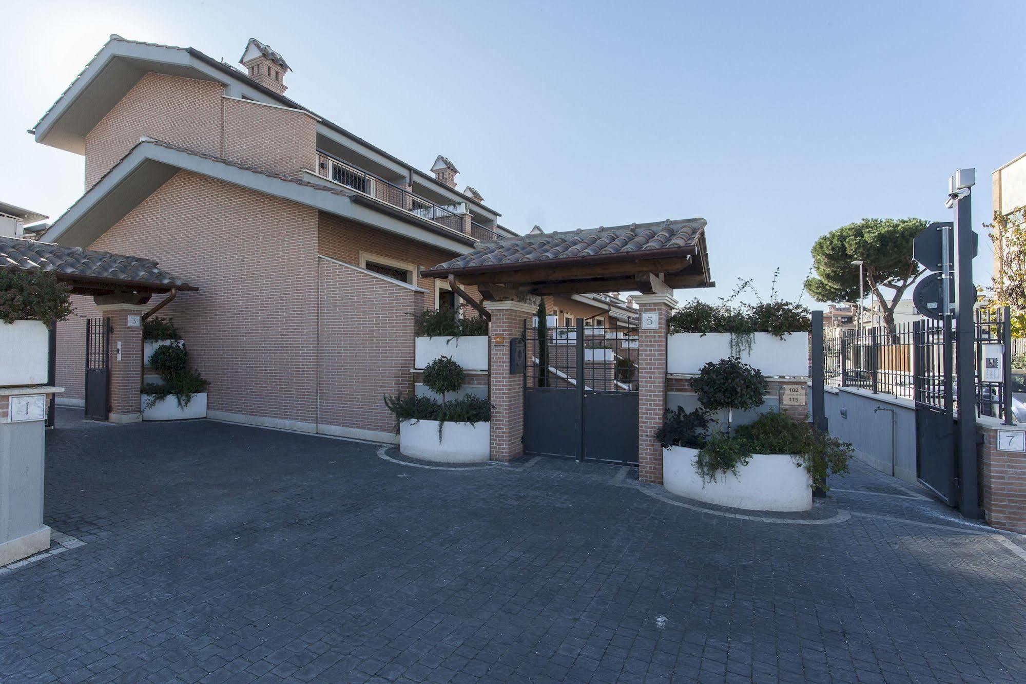 Vila Domus Anagnina Ciampino Exteriér fotografie